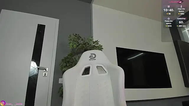 lissababe1 online show from December 12, 11:14 pm