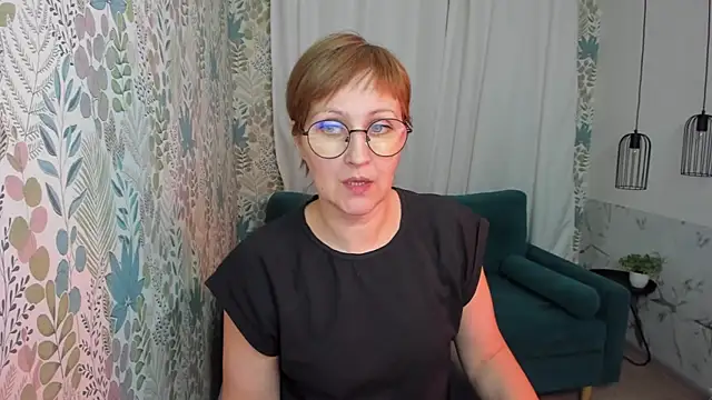 Paris Cherry online show from February 20, 4:14 pm