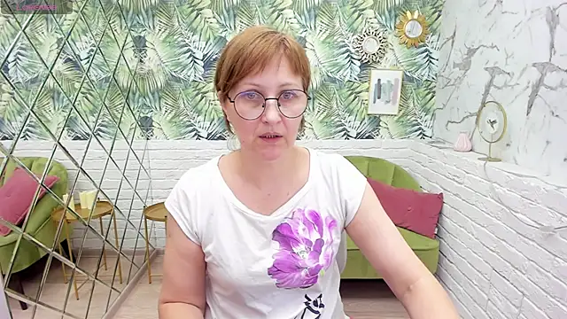 Paris Cherry online show from March 9, 8:31 pm