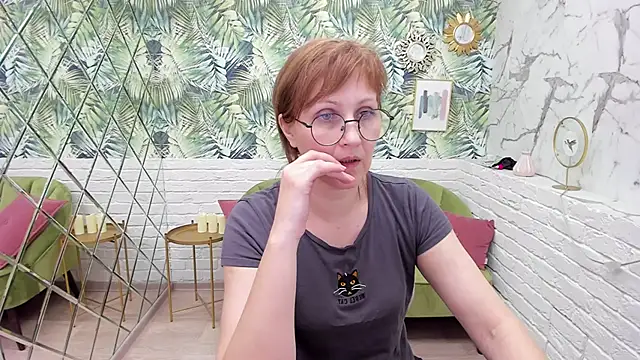 Paris Cherry online show from March 18, 8:04 pm