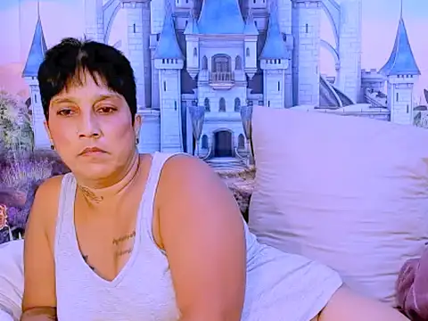 indianroxy online show from January 29, 11:04 pm