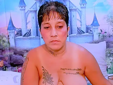 indianroxy online show from February 4, 4:29 pm