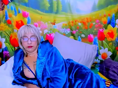 indianroxy online show from July 7, 7:29 pm