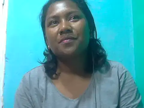 cutybigass online show from November 5, 10:15 am