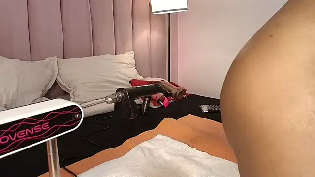 HallyBans online show from January 14, 8:04 pm