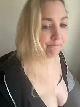 Anna Alexa online show from January 28, 8:25 am