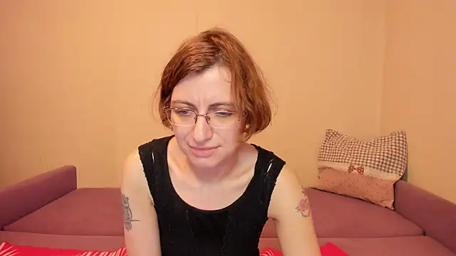 Snapshot of MarilynDream chatting on October 27, 10:25 pm MarilynDream online show from October 27, 10:25 pm