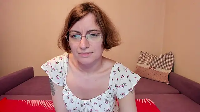 Snapshot of MarilynDream chatting on November 22, 8:52 pm MarilynDream online show from November 22, 8:52 pm