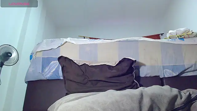 ashelymalefica online show from February 19, 8:38 pm