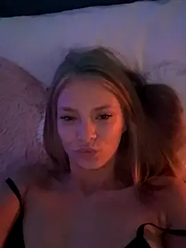 AnastasiaAniess online show from December 1, 7:36 pm
