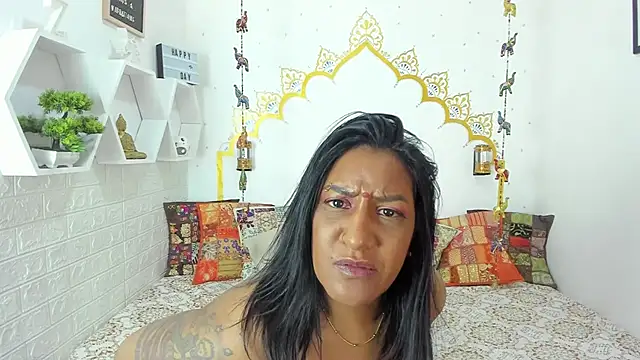 LadyNahir online show from February 25, 2:25 am