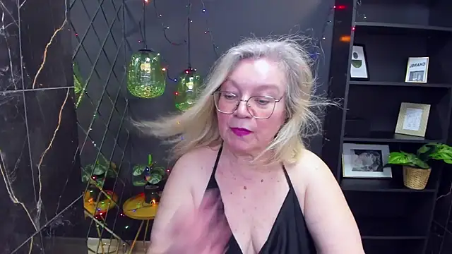 NataliMellow online show from December 26, 4:25 pm
