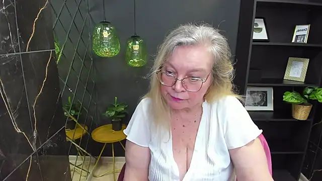 NataliMellow online show from January 17, 7:27 pm