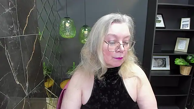 NataliMellow online show from January 20, 1:11 pm