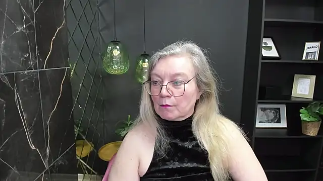 NataliMellow online show from February 19, 1:17 pm