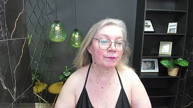 NataliMellow online show from March 20, 1:15 pm