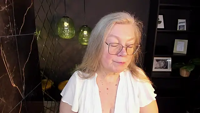 NataliMellow online show from February 15, 1:09 pm