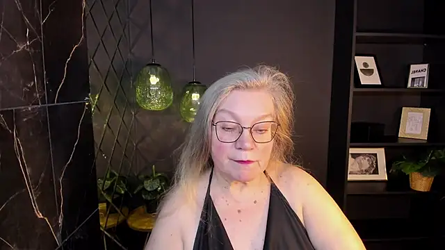 NataliMellow online show from February 26, 1:21 pm