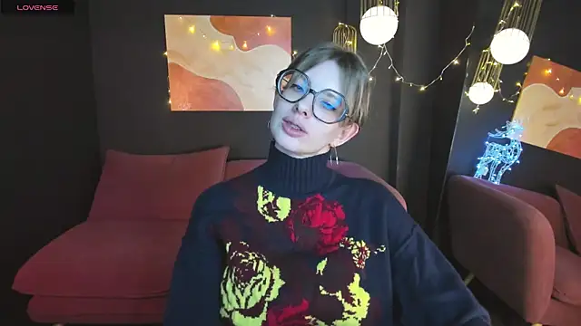 Snapshot of RubySoft chatting on January 3, 3:27 am RubySoft online show from January 3, 3:27 am