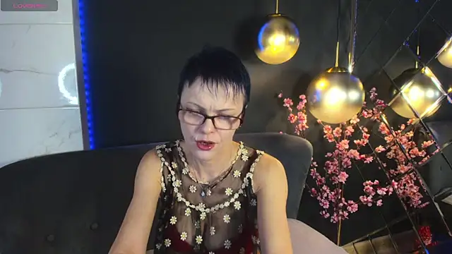BrandiSweetie online show from January 18, 2:02 pm