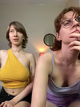 Snapshot of Jitoon_Exe chatting on March 26, 8:47 pm Jitoon Exe online show from March 26, 8:47 pm