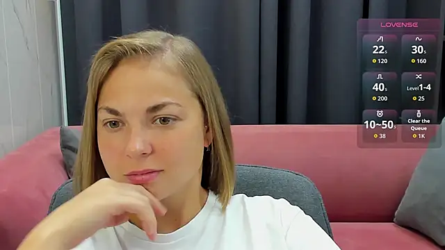 Snapshot of TataArdent chatting on October 4, 8:40 pm TataArdent online show from October 4, 8:40 pm