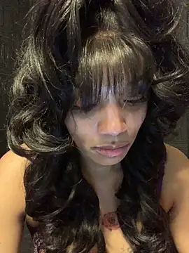 Snapshot of Rakiyahcharms chatting on February 20, 8:16 am Rakiyahcharms online show from February 20, 8:16 am