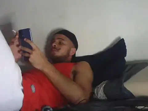 Snapshot of LoudLikeness chatting on February 21, 1:55 pm LoudLikeness online show from February 21, 1:55 pm