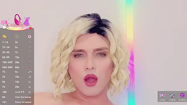 Snapshot of Zagadka55555 chatting on January 11, 5:56 am Zagadka55555 online show from January 11, 5:56 am