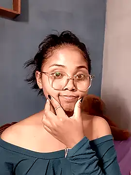 naya86 online show from December 2, 3:03 pm
