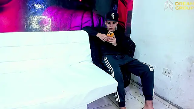 AmazingPartys online show from February 9, 2:37 am