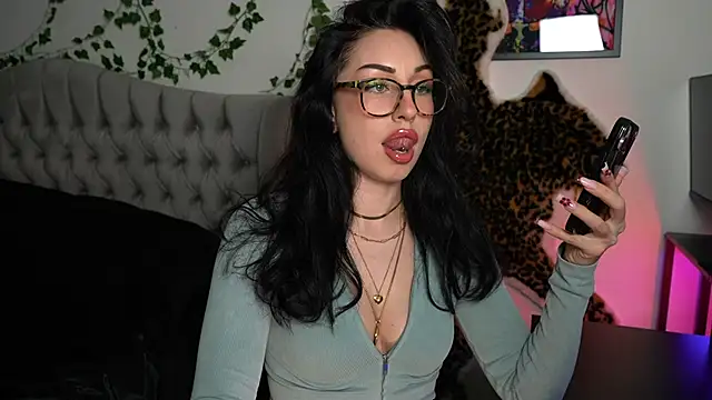 Estherjizz online show from September 18, 4:42 pm