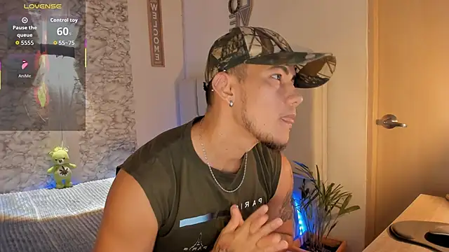 CRAZYBOYLOVE online show from October 9, 10:02 am