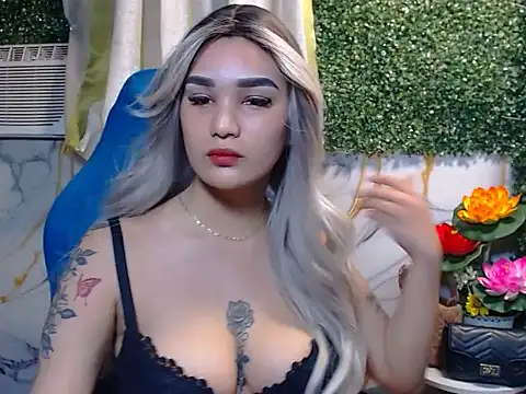 Snapshot of NicoleLopezx chatting on December 5, 5:27 am NicoleLopezx online show from December 5, 5:27 am