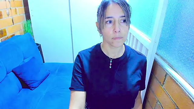 Penelope47 online show from December 17, 10:32 pm