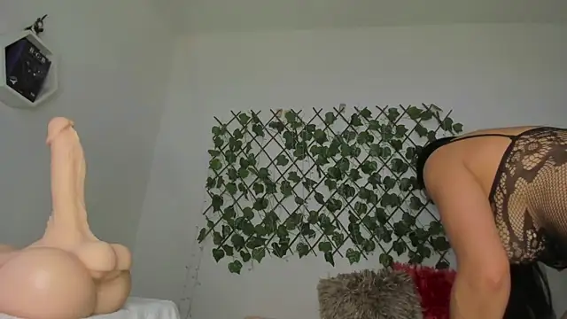 maribad online show from March 5, 9:00 pm