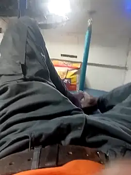 Snapshot of Bengali_BULL1 chatting on September 27, 2:11 pm Bengali BULL1 online show from September 27, 2:11 pm