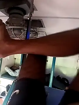 Snapshot of Bengali_BULL1 chatting on September 28, 6:19 am Bengali BULL1 online show from September 28, 6:19 am