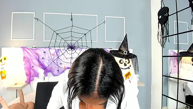 Snapshot of Blackrosse__ chatting on October 29, 12:40 pm Blackrosse online show from October 29, 12:40 pm