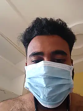 Snapshot of Shadilsajju chatting on October 27, 5:00 am Shadilsajju online show from October 27, 5:00 am