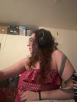 ladyturtle online show from June 28, 9:32 pm