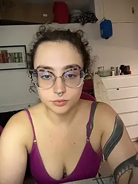 ladyturtle online show from July 18, 12:48 am