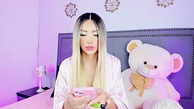 ale lovee online show from June 4, 12:49 am