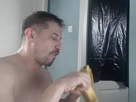 MisterFaithRO online show from April 17, 11:35 am