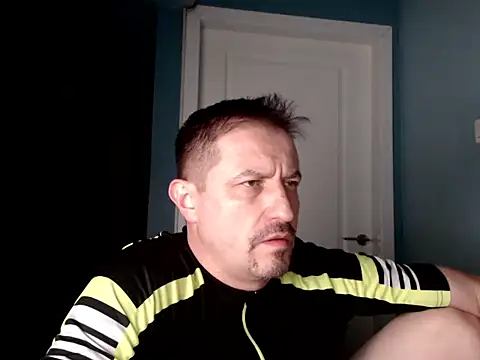 MisterFaithRO online show from April 21, 9:39 pm