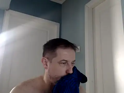 MisterFaithRO online show from May 1, 11:37 am