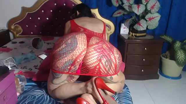 Snapshot of big_boobsmature chatting on February 18, 2:49 am big boobsmature online show from February 18, 2:49 am