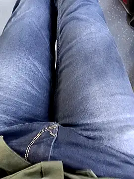 Babyucum4me online show from December 7, 8:11 am