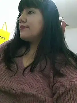 Snapshot of Kalani_Engel chatting on April 8, 4:34 am Kalani Engel online show from April 8, 4:34 am