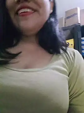 Snapshot of Kalani_Engel chatting on June 17, 5:10 am Kalani Engel online show from June 17, 5:10 am